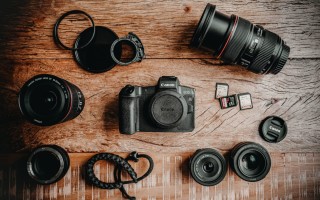 blogger-kamera-equipment-1360x906